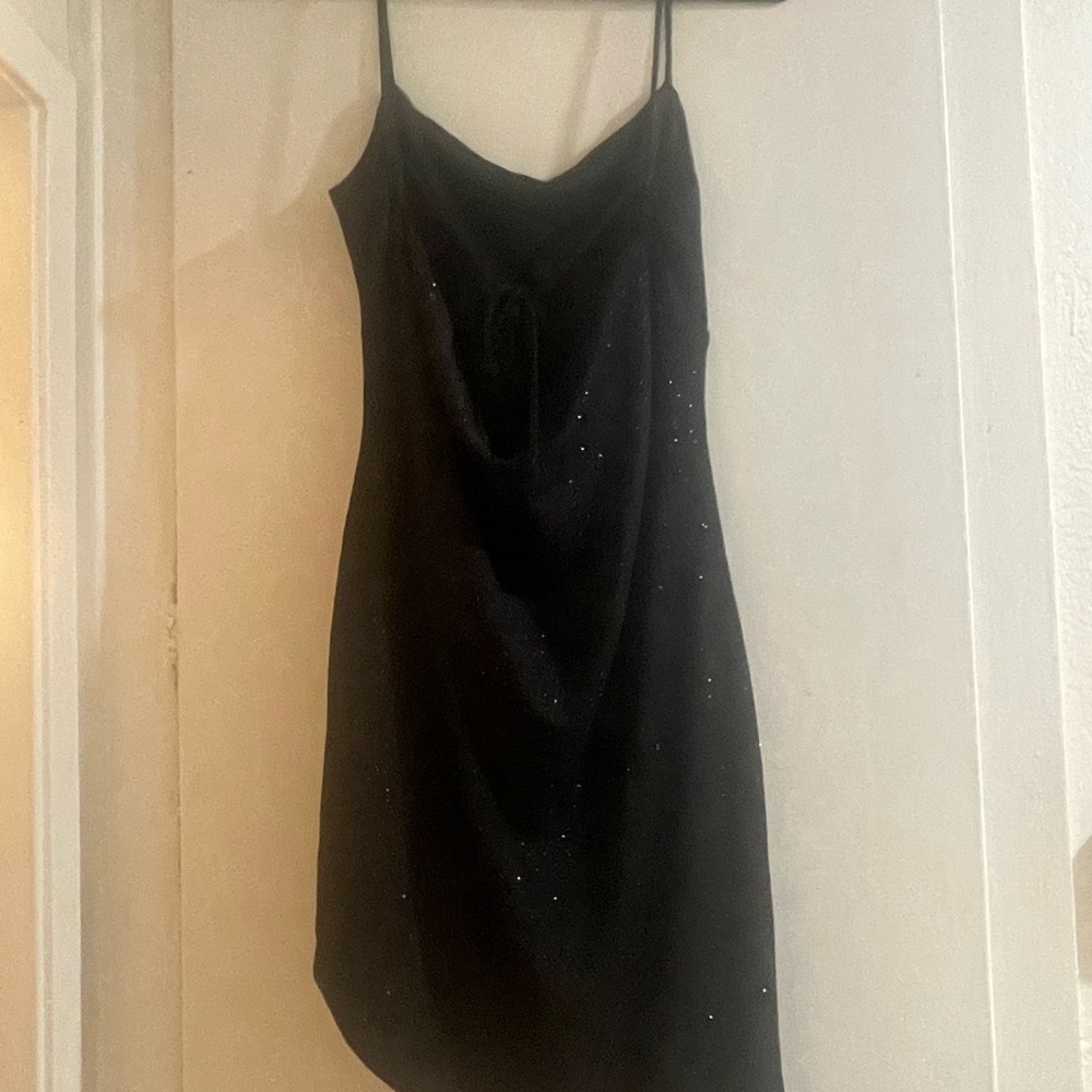 Sparkling black party dress.  Size L. Perfect for parties! - Picture 2 of 7